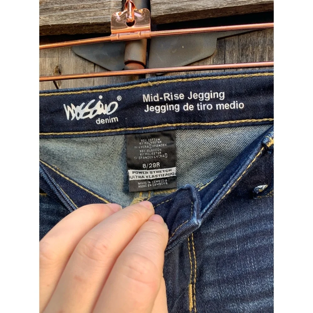 Mossimo Mid-Rise Skinny Jeans Size 29